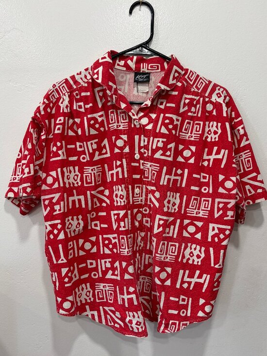 Koret Tops - Vintage Abstract Geometric Patterned Boxy Unisex Top - Red - Unique Find!